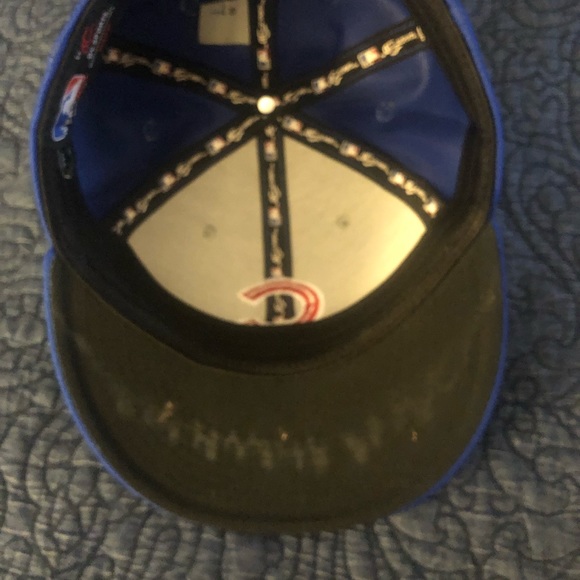 MLB hat - Picture 3 of 4